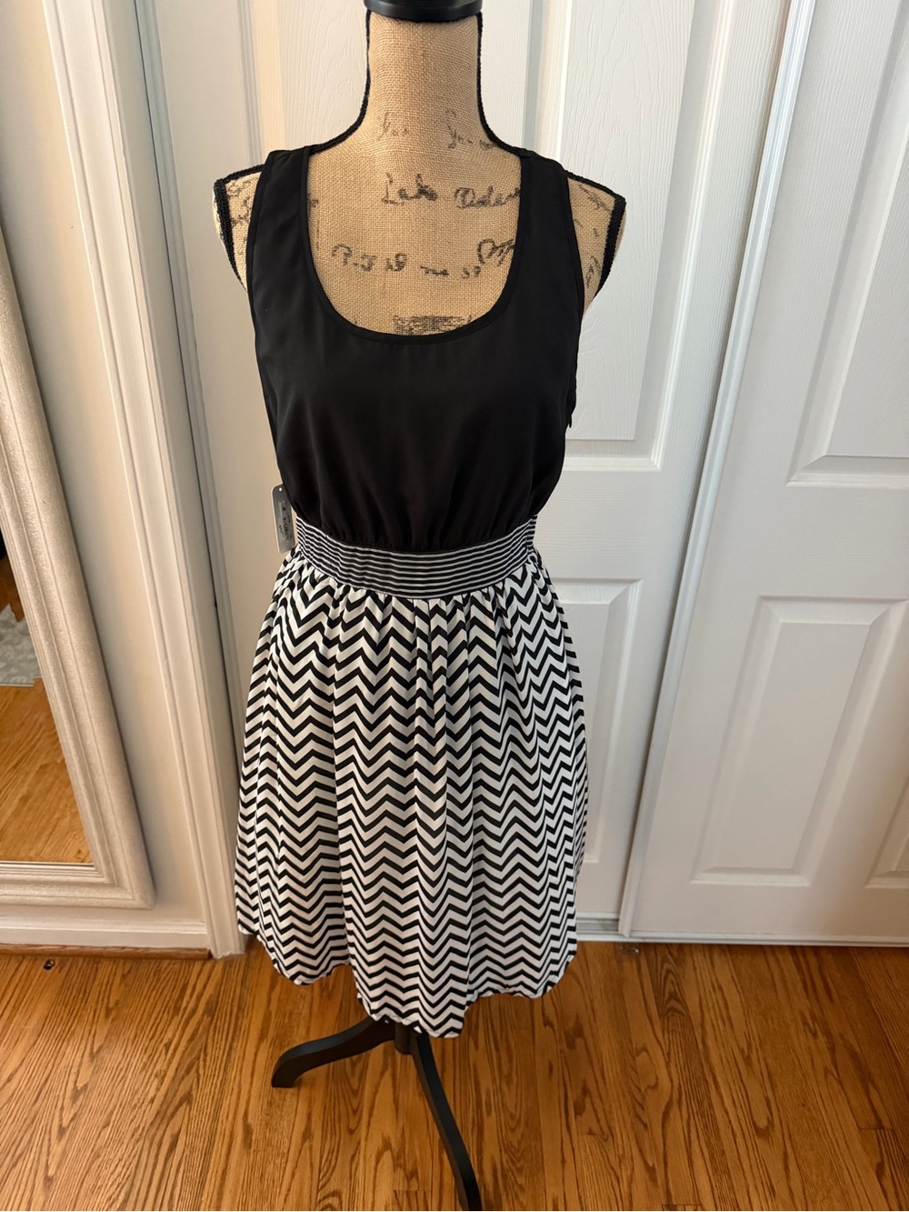 Charming Charlie Black & White Chevron Sundress